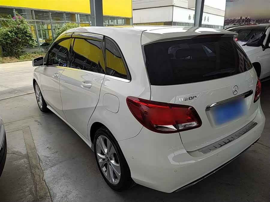 Mercedes-Benz B-Class 2019
