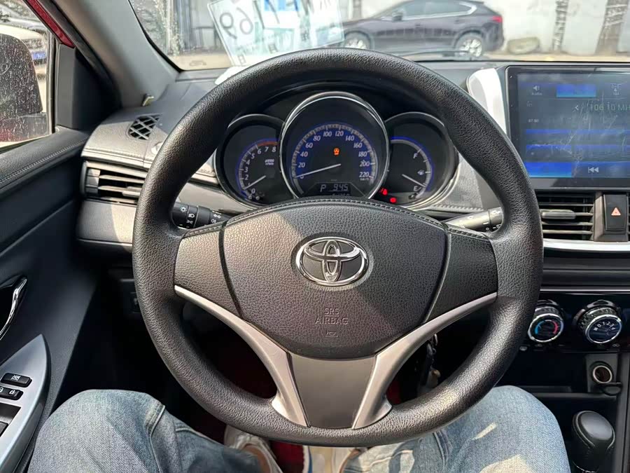 Toyota Yaris L 2016 — фото 18