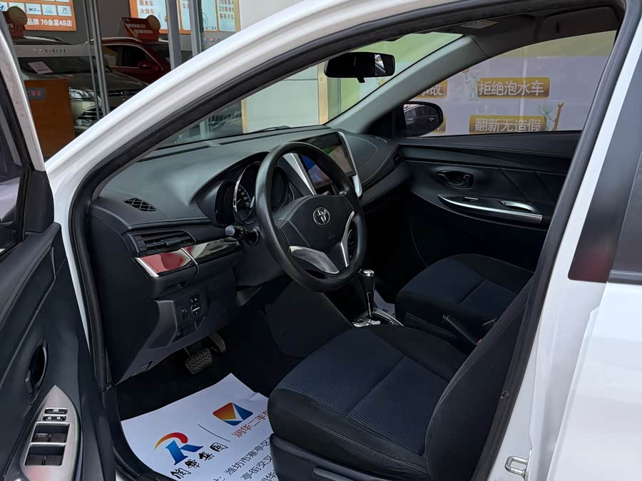 Toyota Yaris L 2016