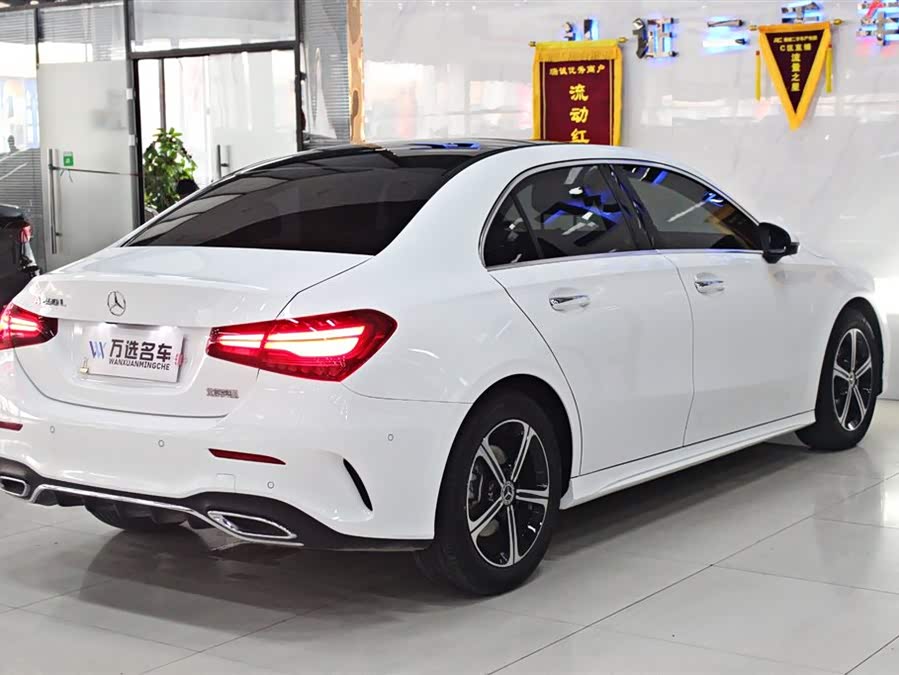 Mercedes-Benz A-Class 2023 — фото 15