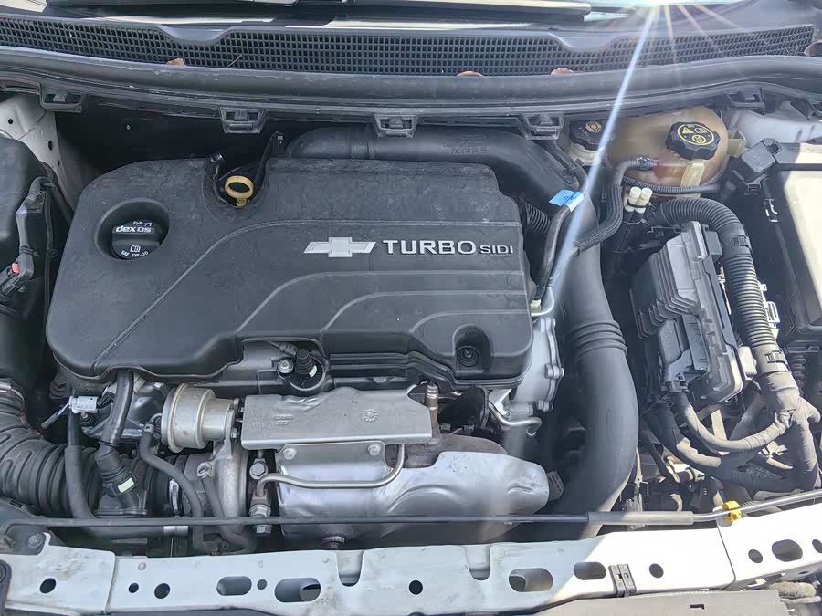Chevrolet Cruze 2018 — фото 16