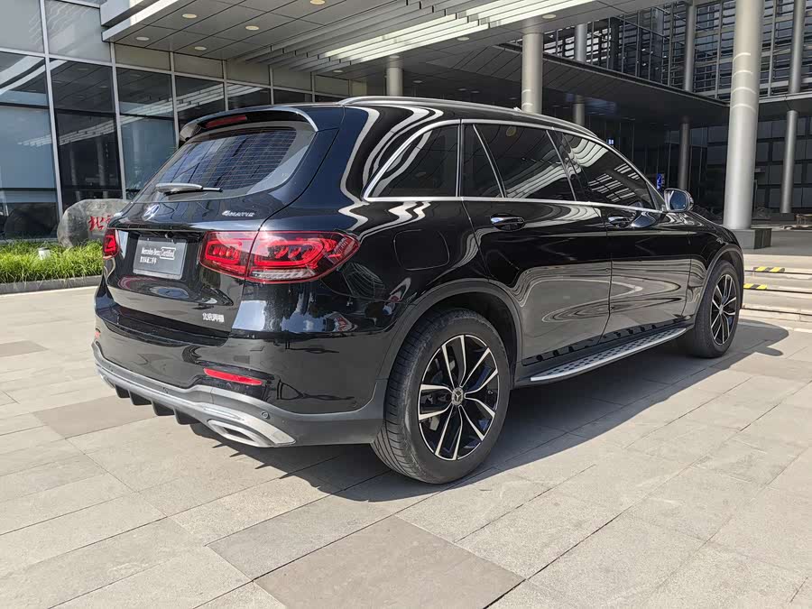Mercedes-Benz GLC 2021