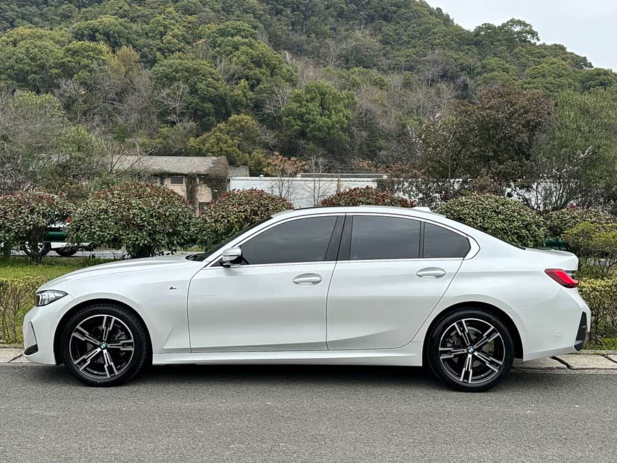 BMW 3 Series 2024
