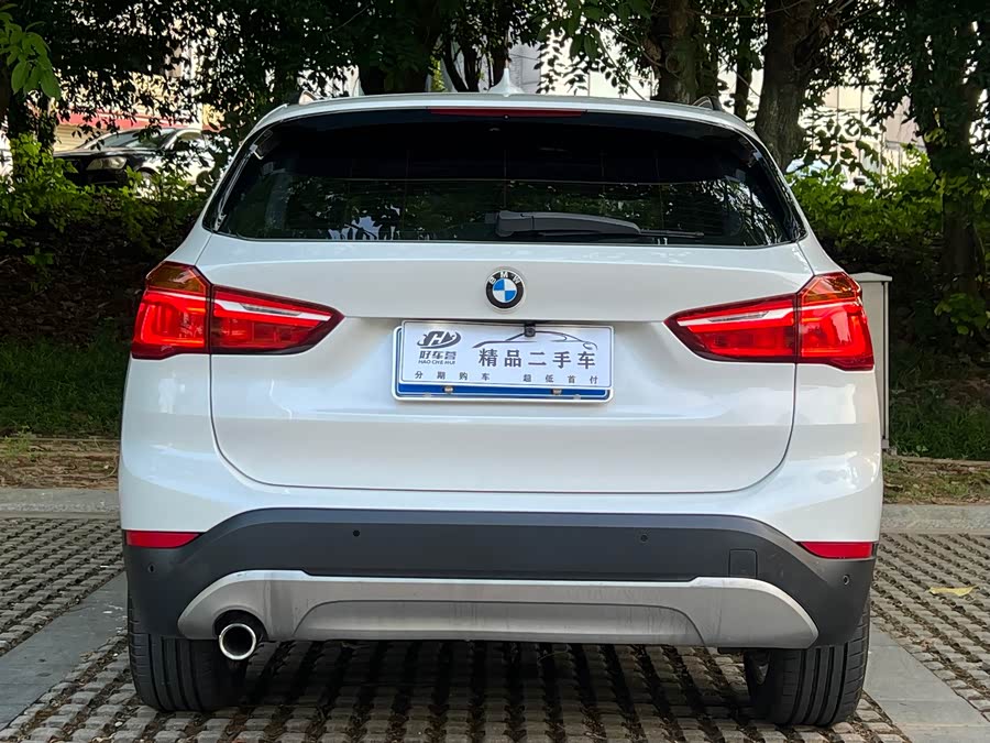 BMW X1 2016 — фото 8