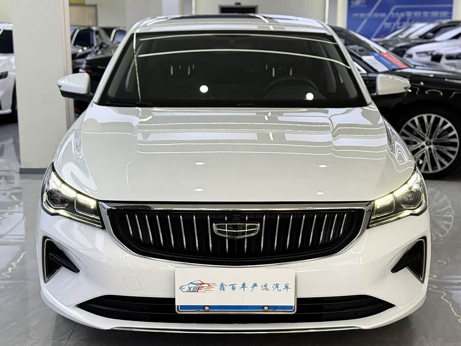 Geely Emgrand 2023