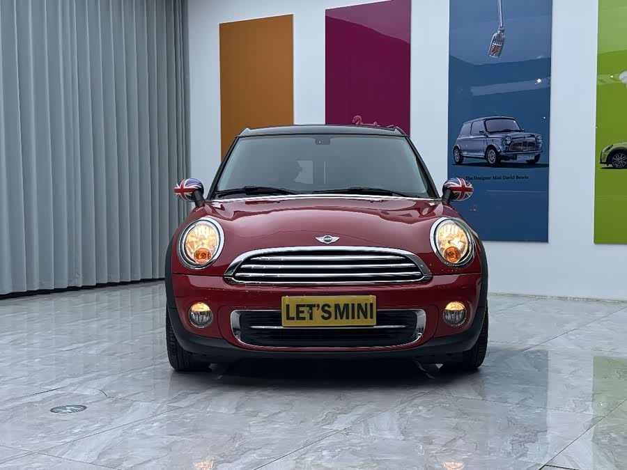MINI Clubman 2011