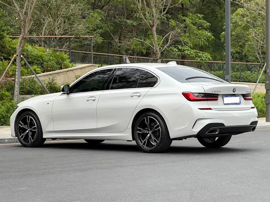 BMW 3 Series 2022