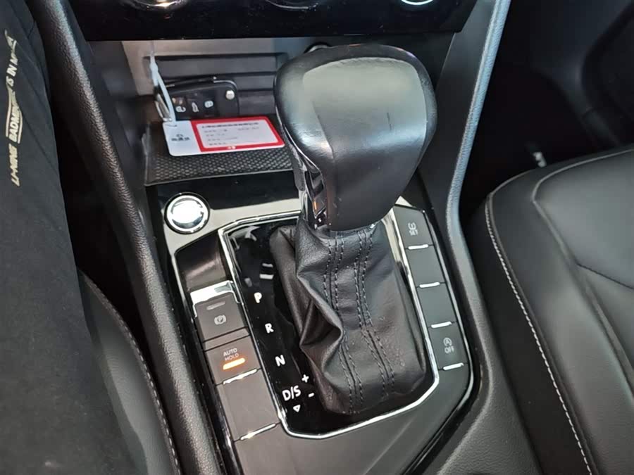 Volkswagen Tiguan L 2018 — фото 14