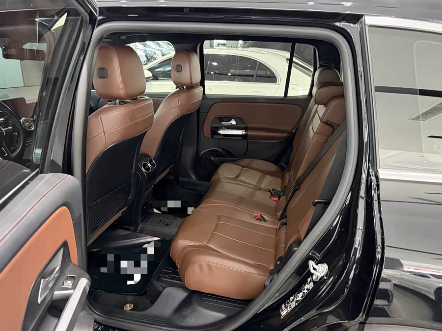 Mercedes-Benz GLB 2021