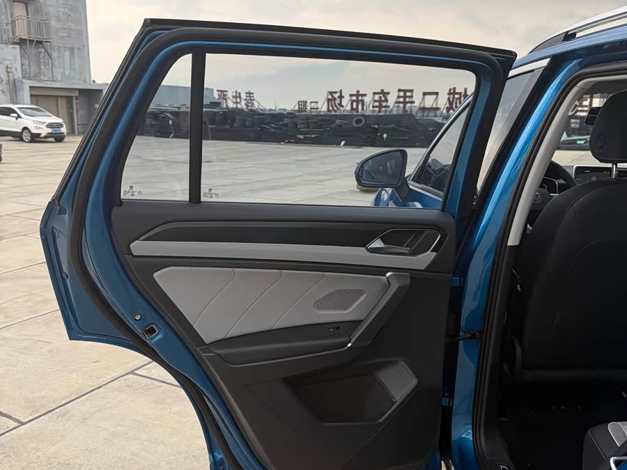 Volkswagen Tanyue GTE 2023 — фото 16