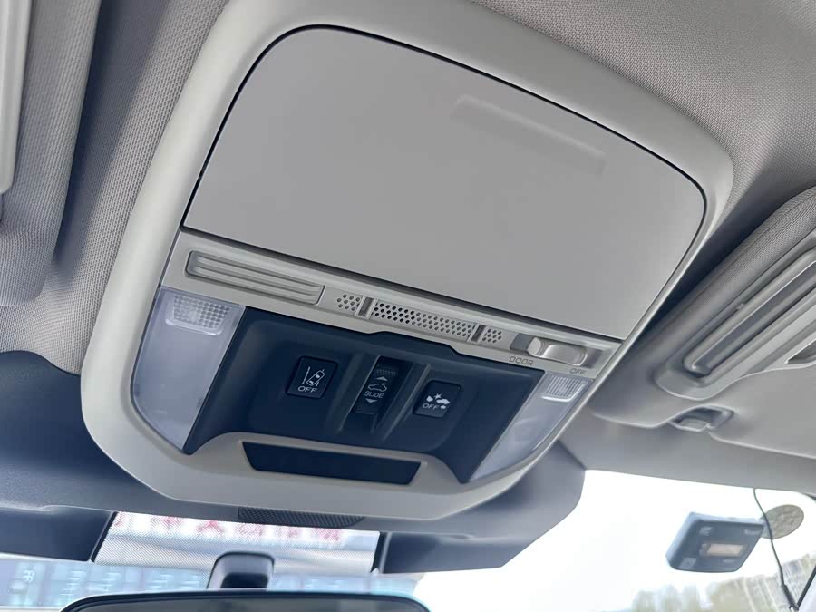 Subaru Forester 2022 — фото 17