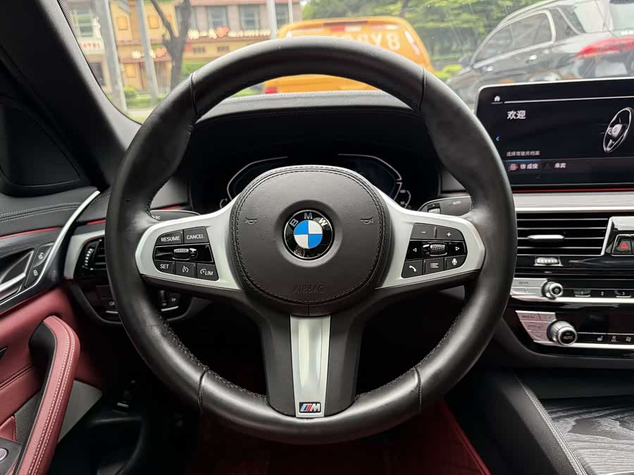 BMW 5 Series New Energy 2022 — фото 12