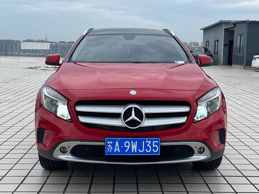 Mercedes-Benz GLA 2015