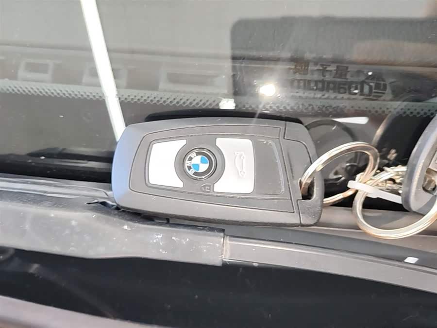 BMW 3 Series 2015 — фото 9