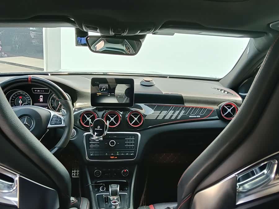 Mercedes-Benz GLA AMG 2015 — фото 8