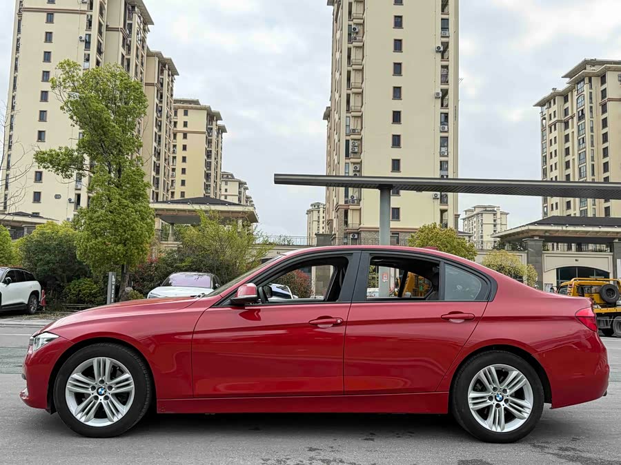 BMW 3 Series 2016 — фото 15