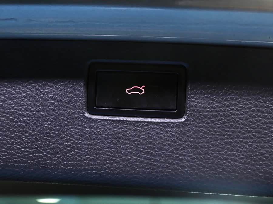 Volkswagen Magotan 2012
