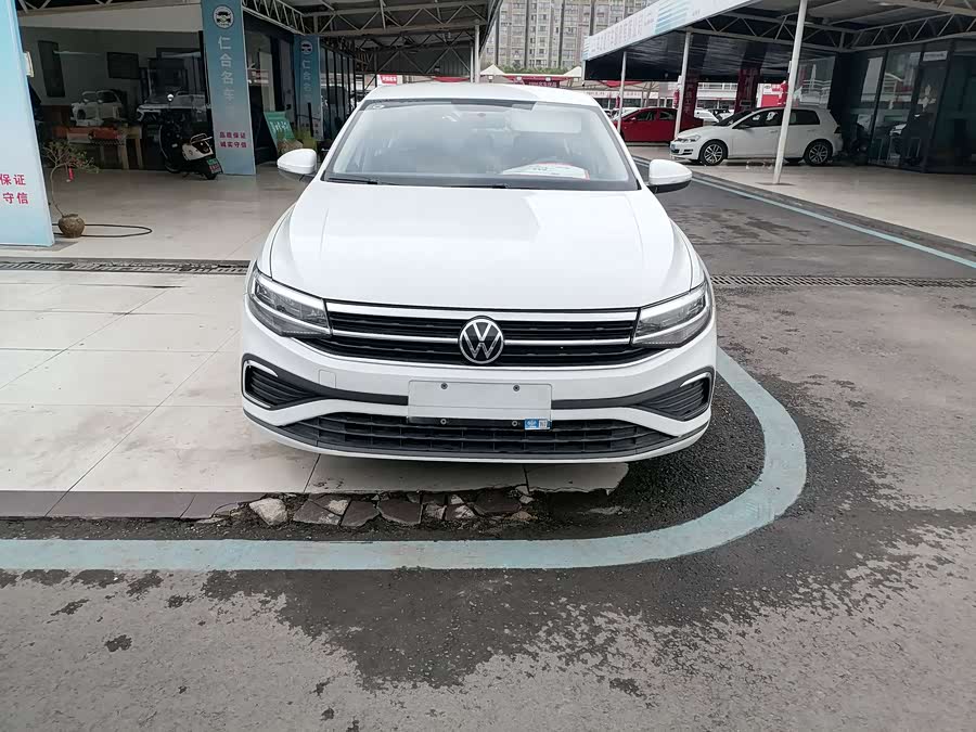 Volkswagen Bora 2023