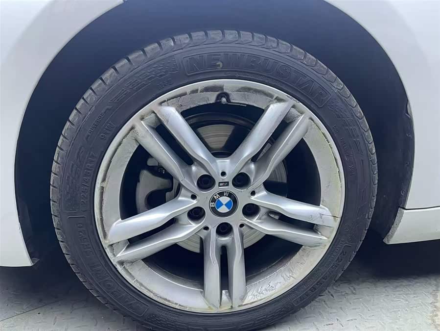 BMW 1 Series 2022 — фото 21