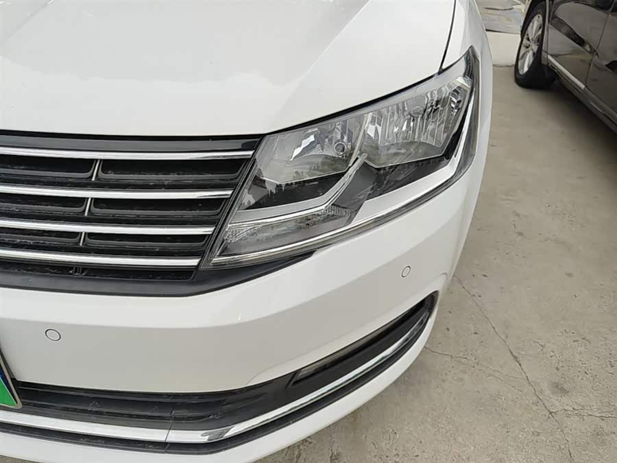 Volkswagen Lavida 2018 — фото 18