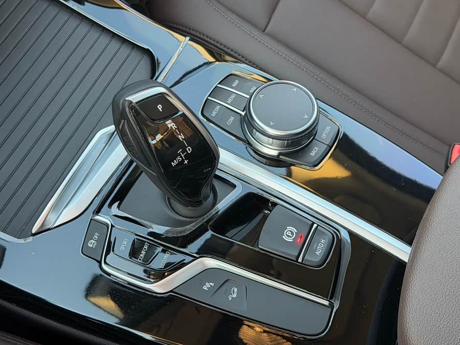 BMW X3 2018 — фото 17