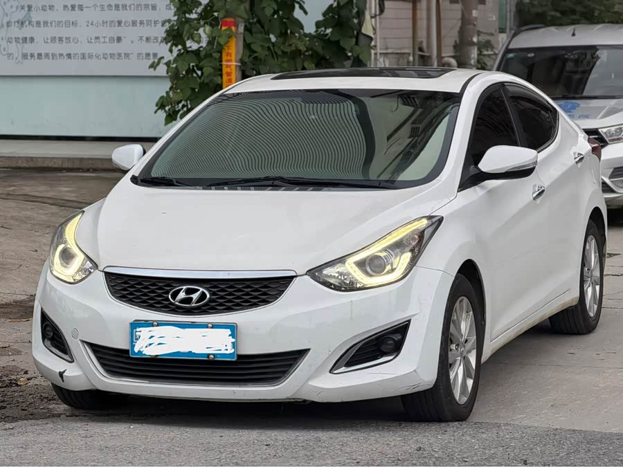 Hyundai Elantra 2016