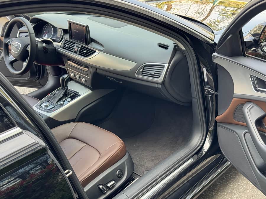 Audi A6L 2016
