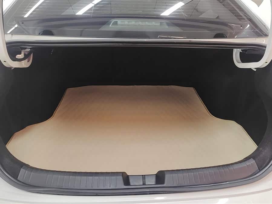 Volkswagen Sagitar 2025