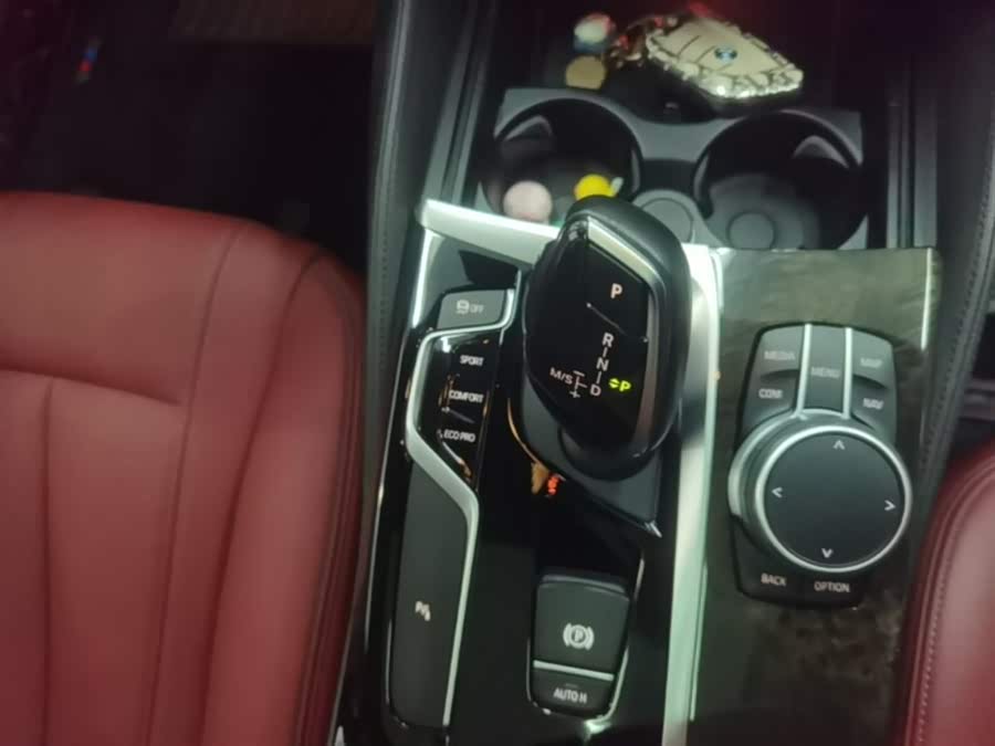 BMW 5 Series 2020 — фото 14