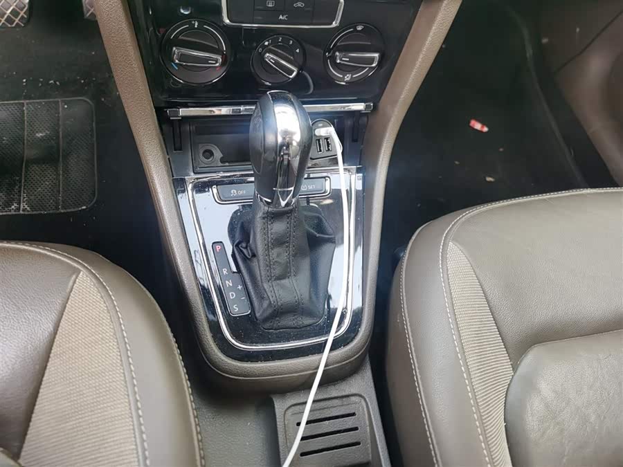 Volkswagen Bora 2014