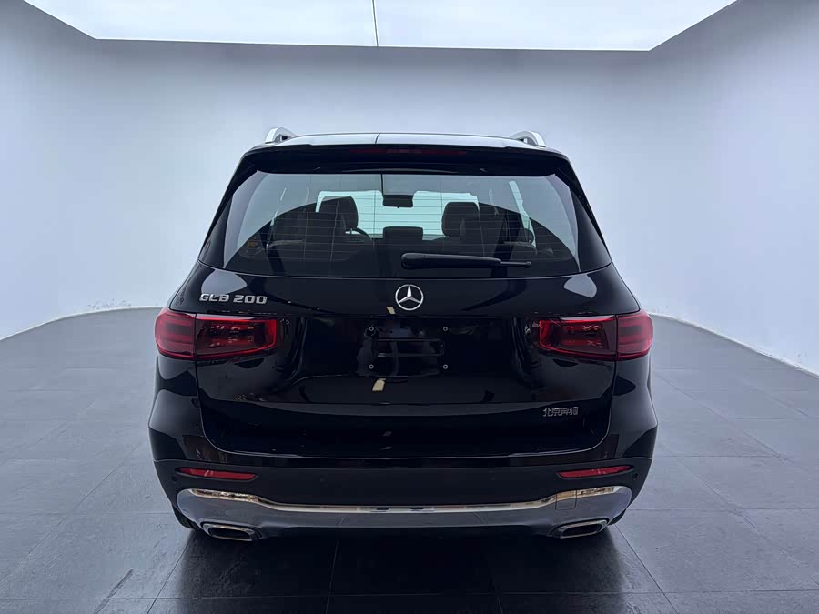 Mercedes-Benz GLB 2024