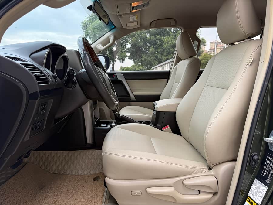 Toyota Prado 2010