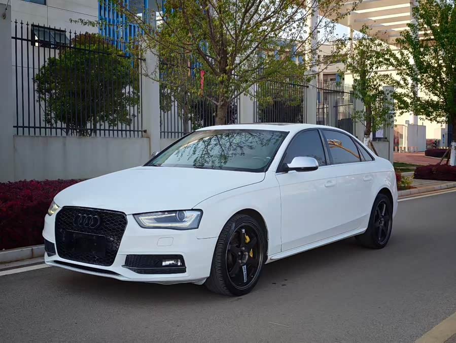 Audi A4L 2015