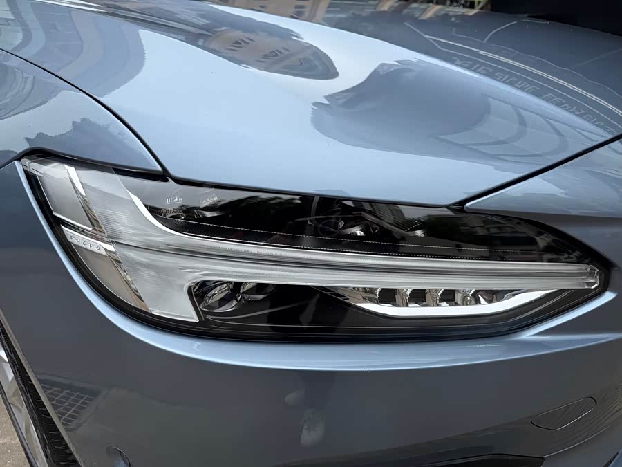 Volvo S90 2018 — фото 33