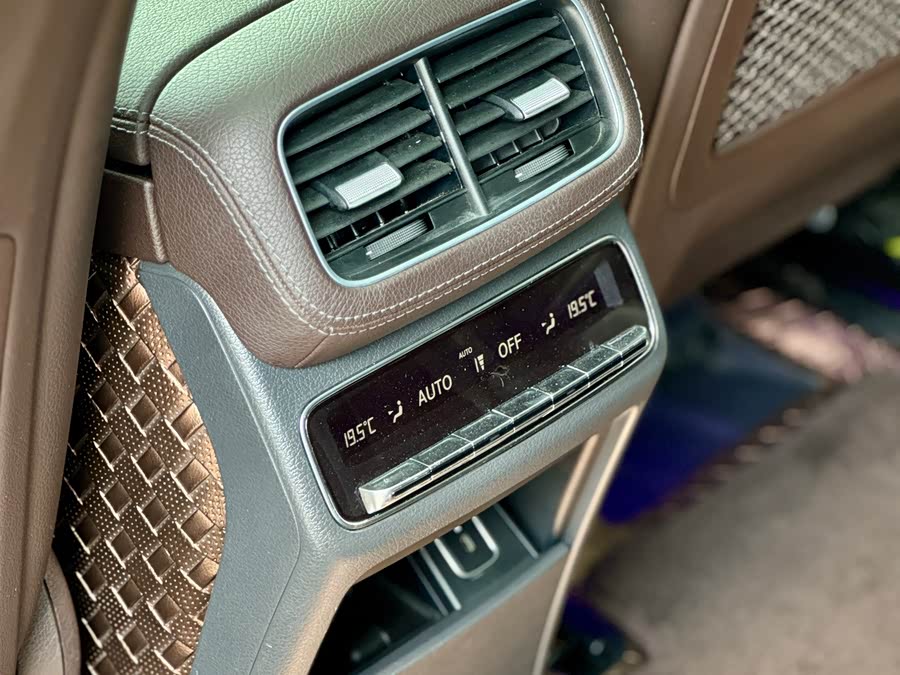 Mercedes-Benz GLE 2020 — фото 39