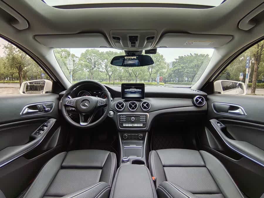 Mercedes-Benz GLA 2017 — фото 23