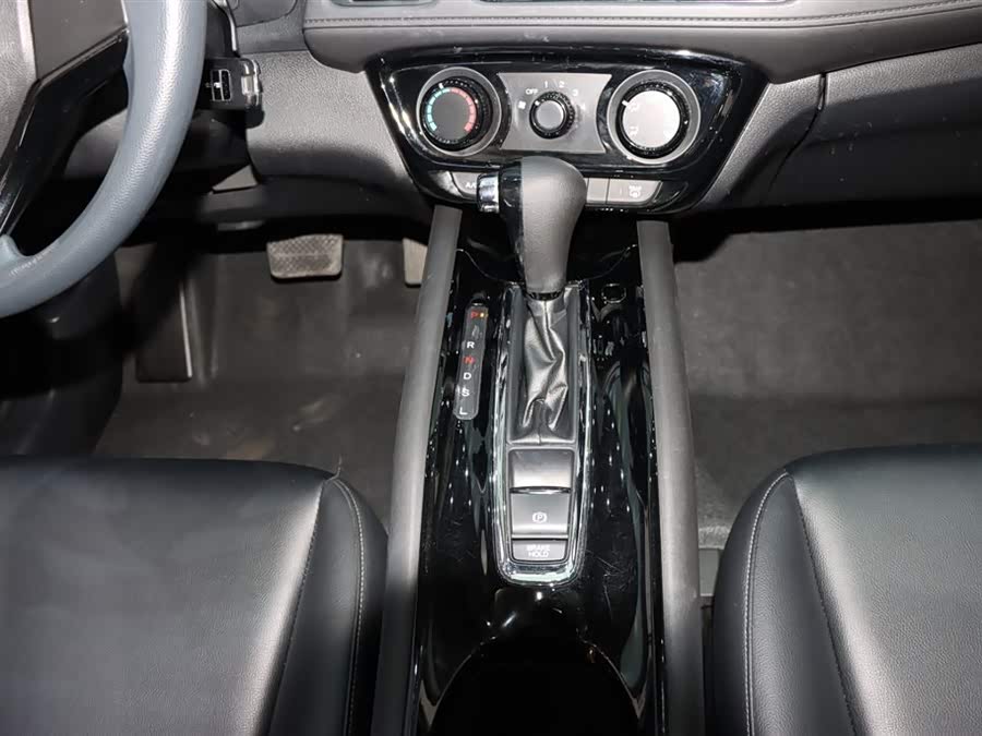 Honda Vezel 2020 — фото 15