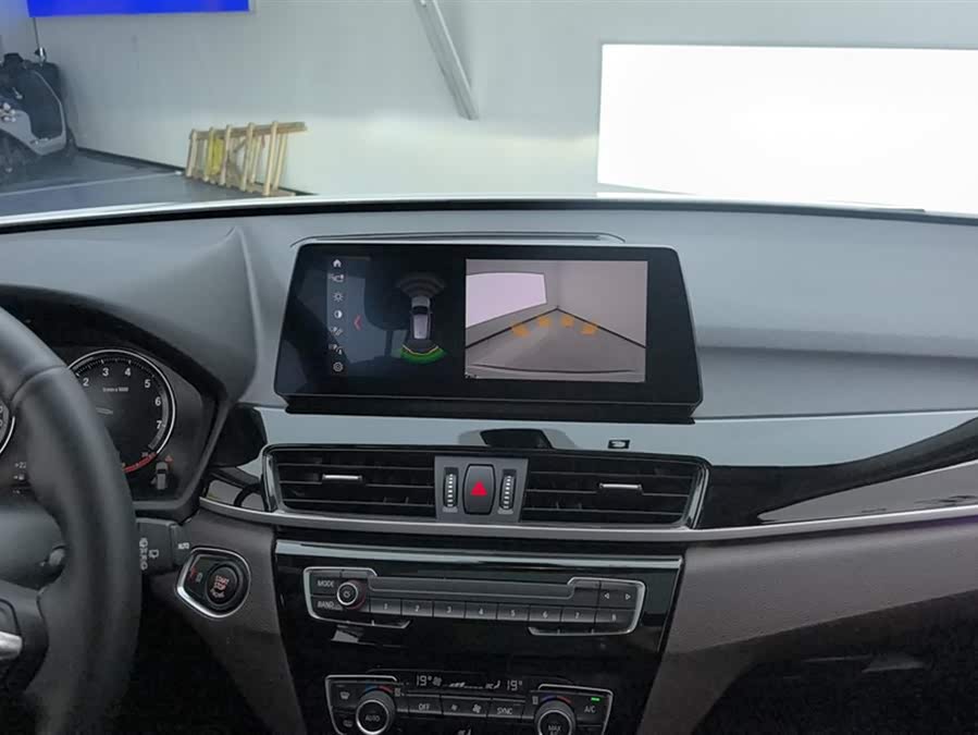 BMW X1 2022 — фото 13