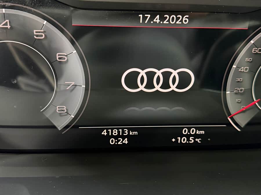 Audi Q3 2022 — фото 9