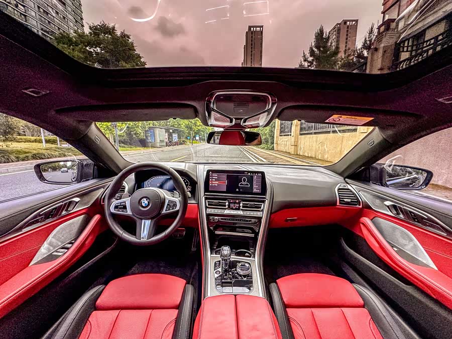 BMW 8 Series 2022
