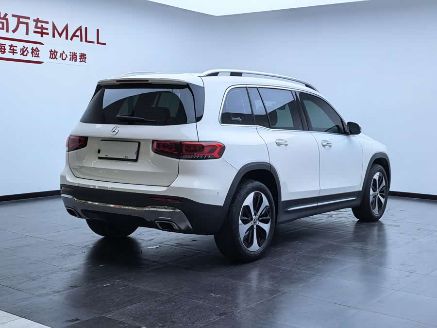 Mercedes-Benz GLB 2023