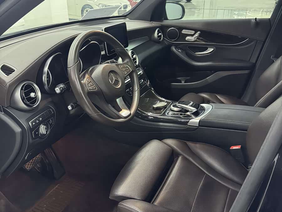 Mercedes-Benz GLC 2018