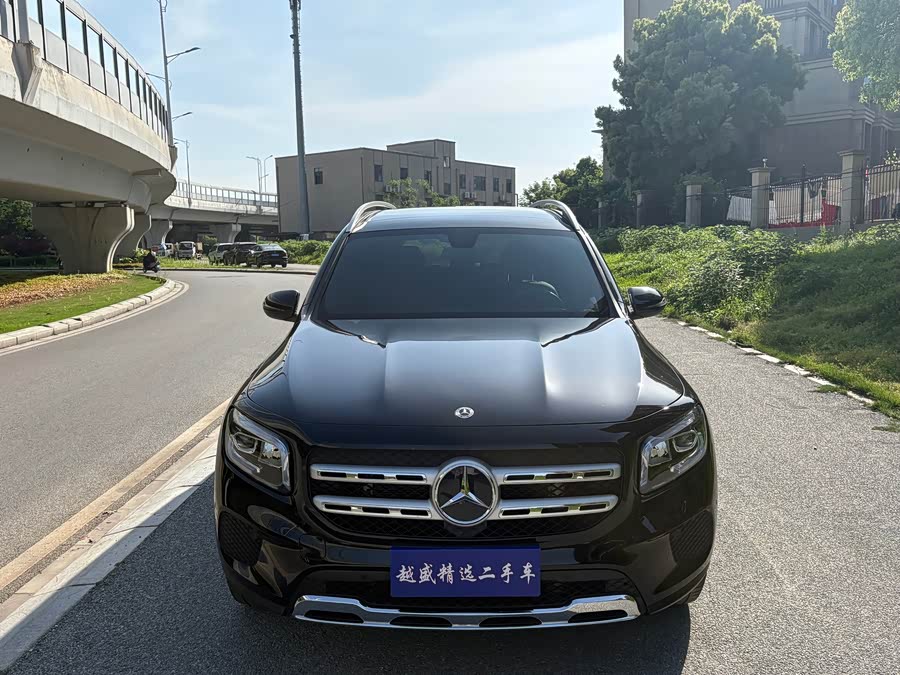Mercedes-Benz GLB 2022