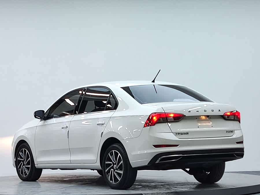 Skoda Rapid 2022