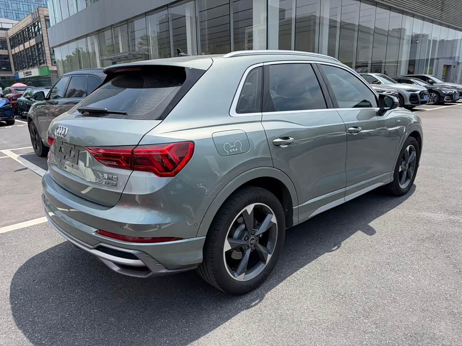 Audi Q3 2023