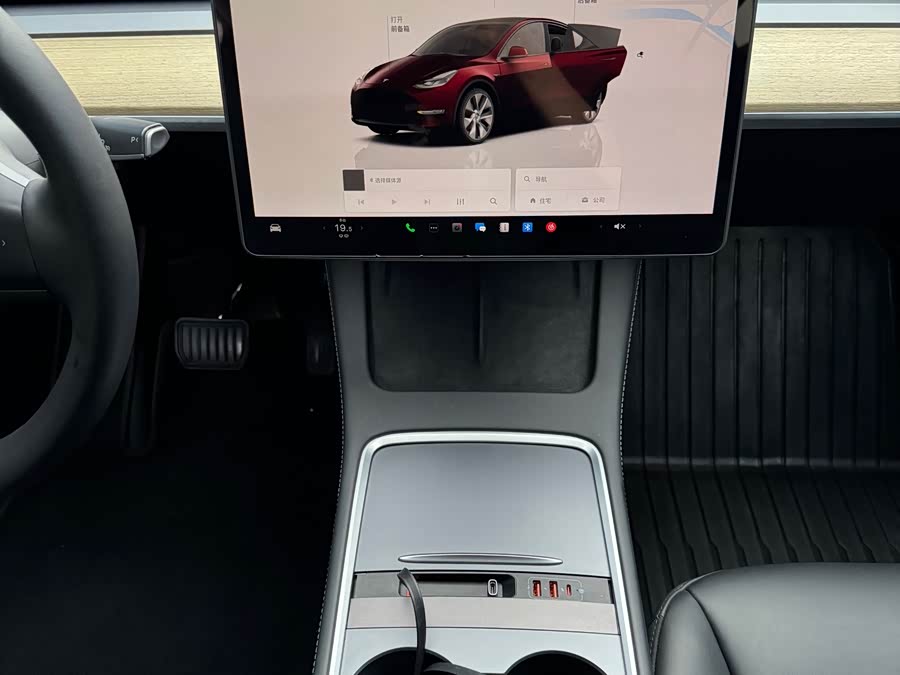 Tesla Model Y 2022 — фото 10