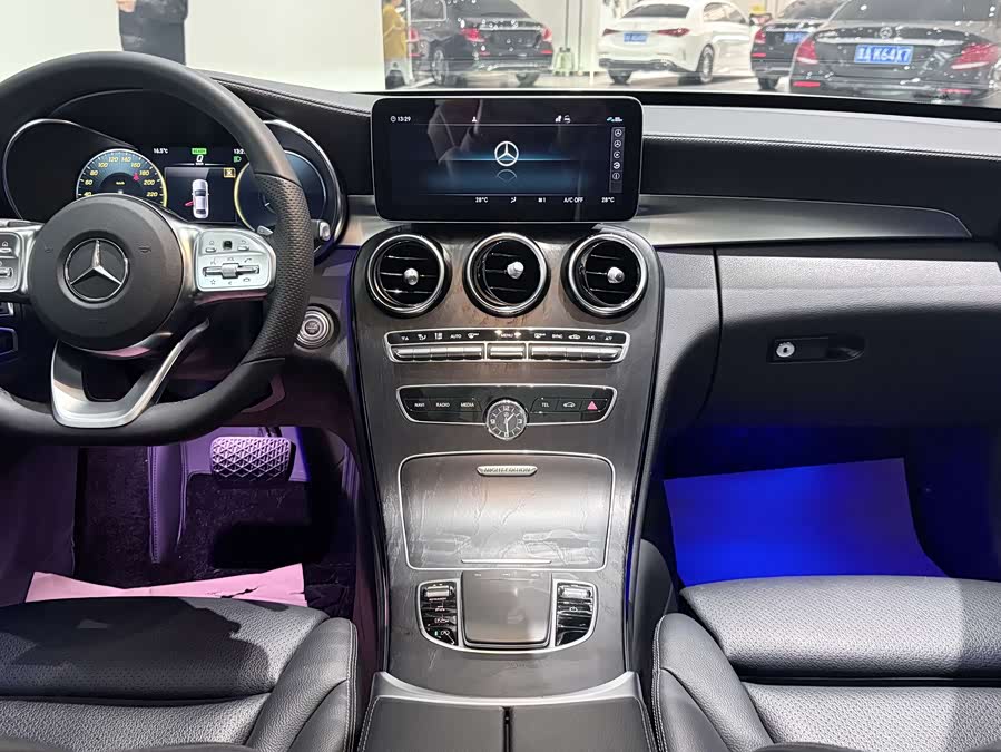 Mercedes-Benz C-Class 2021