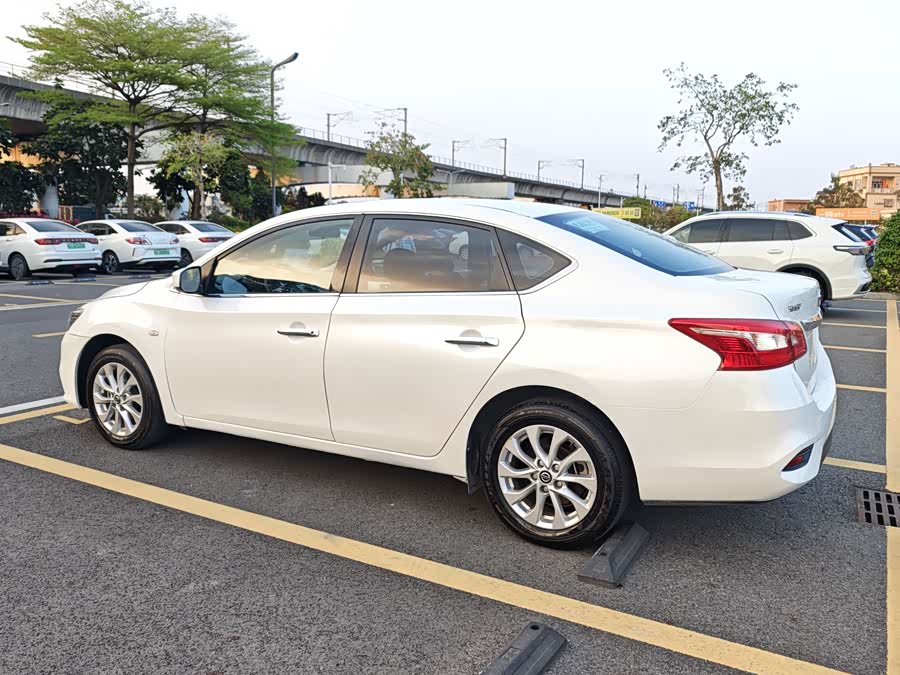 Nissan Sylphy 2022 — фото 21