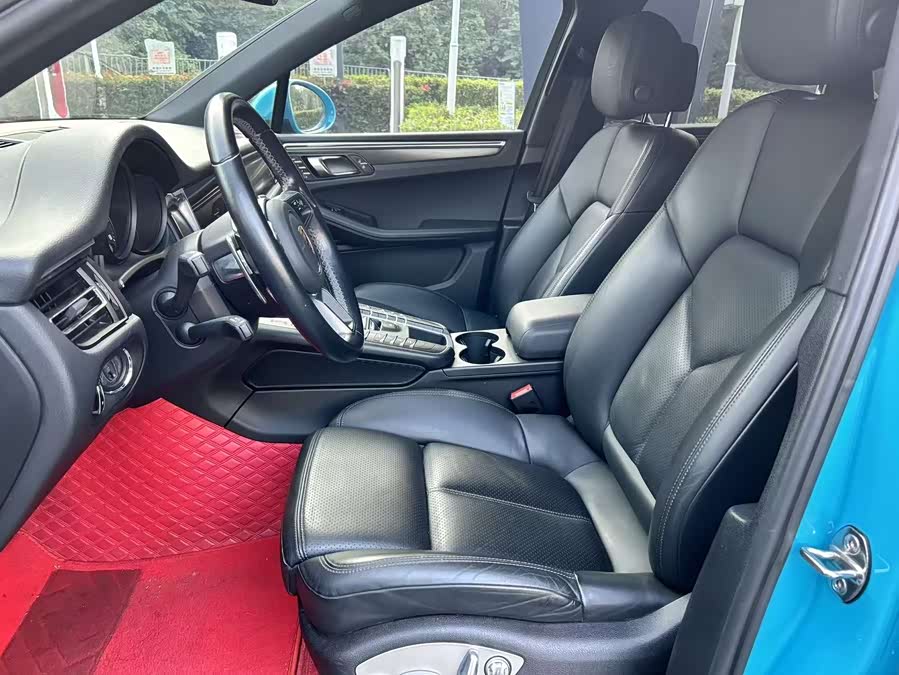 Porsche Macan 2020