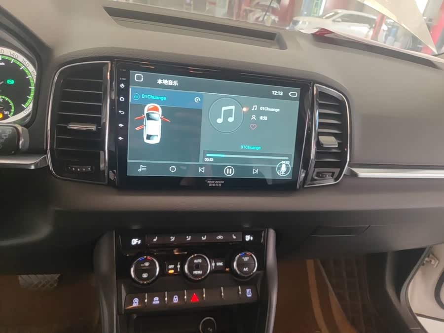 Skoda Korok 2018 — фото 13